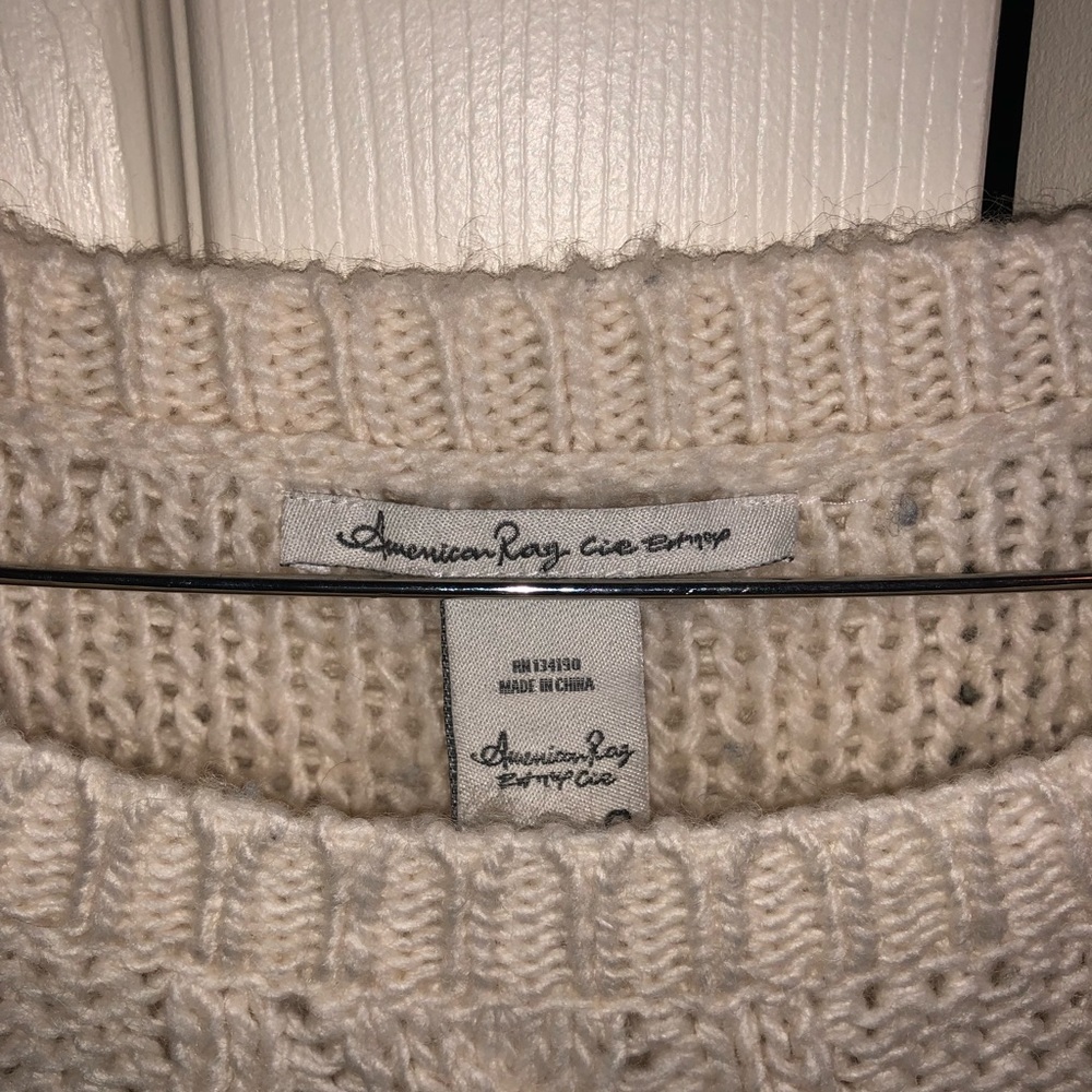 American Rag Cream Sweater - Picture 3 of 3